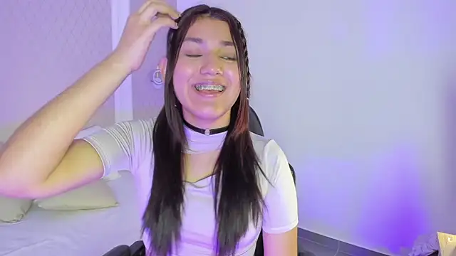 cristin_collins webcam