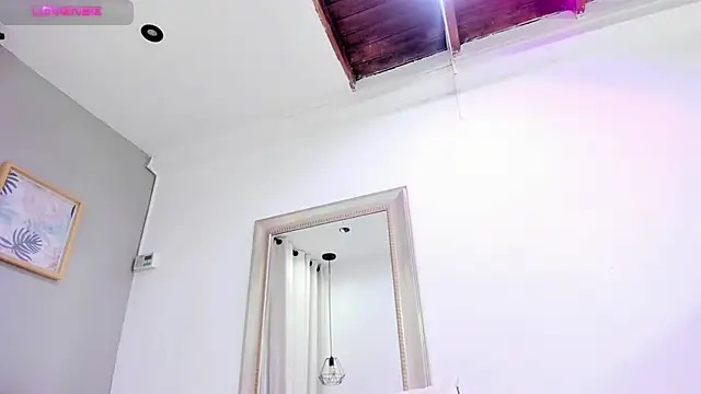 _sofia_cruz live sex cam