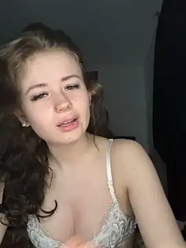 Webcam Model (SexyShego)  is live.Free join now!