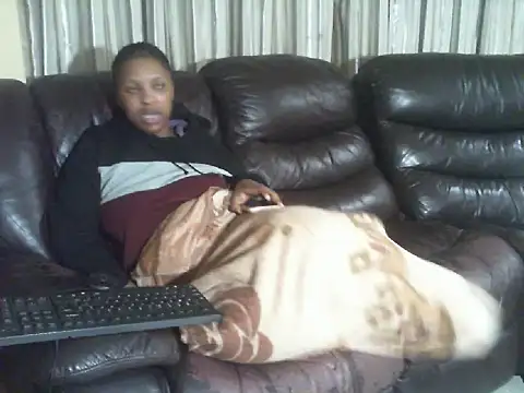 caramel-diva (F young) - GUYS PLZ  HELP ME TO REACH TARGET