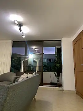 alessia_gold (F young) - Fast fingering / Doggy style