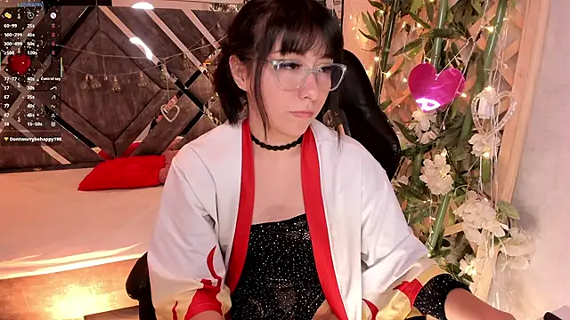 Nanachi_Cook live sex cam