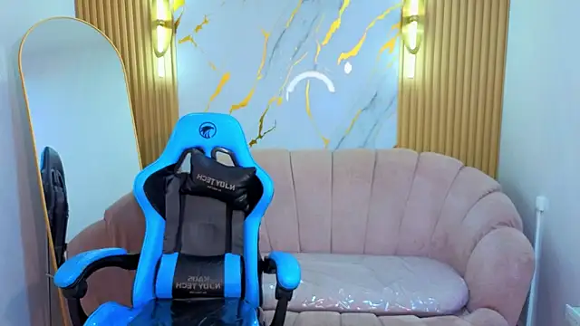 Erika_Suarez_b webcam