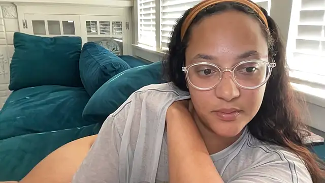 dreamyriri webcam