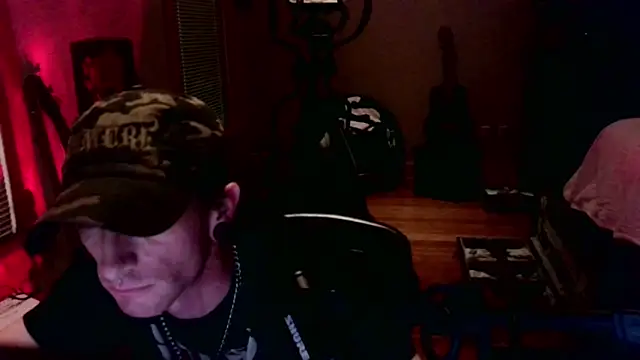 LEVIATHANX666 webcam