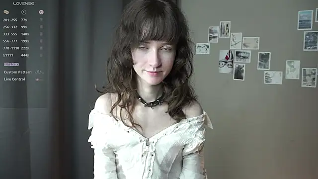 dellaleck (F teen) - Tease my neck <3