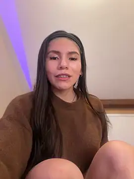 LalieFR live sex cam