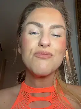 charleigh_xx - Charleigh_xx's free webcam - UK Sex Cams