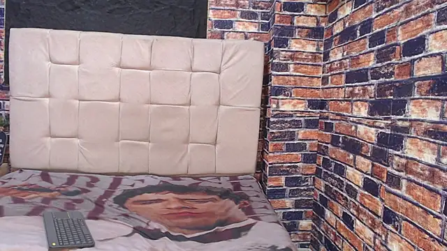 mellaniemonroe303av webcam