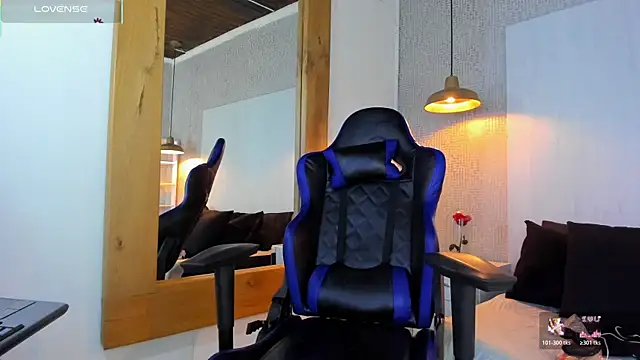 CloeRodriguez webcam