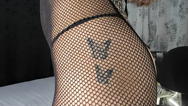 Violeta_Gracee webcam