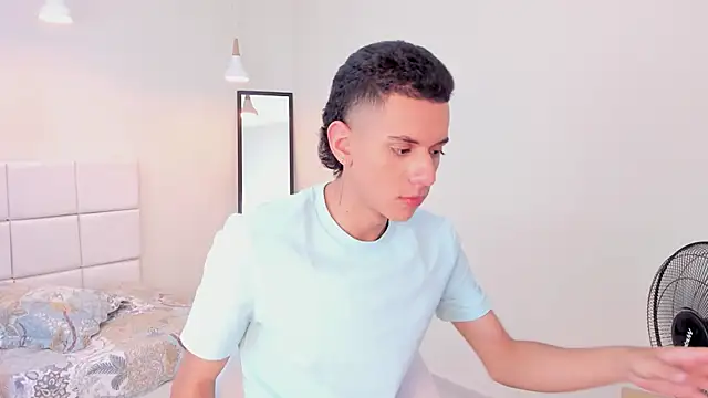 dominicjonnes webcam