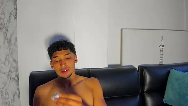 toritoga live sex cam