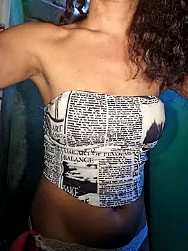 ToiletPlayBarbieDoll webcam