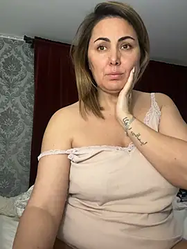 Emma_roqueen live sex cam