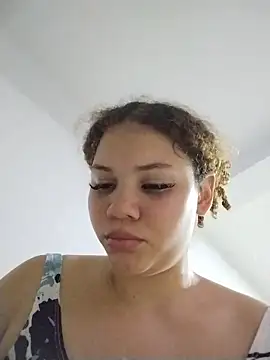 PrettySquirt-PibeV webcam