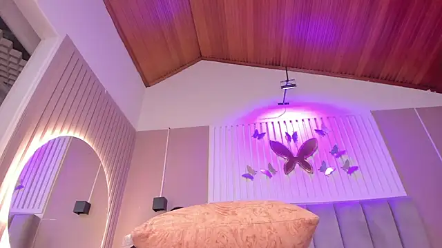 _Kailythompson webcam