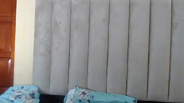 xxxexoticxx27 - XxxExoticxx27's free webcam - UK Sex Cams