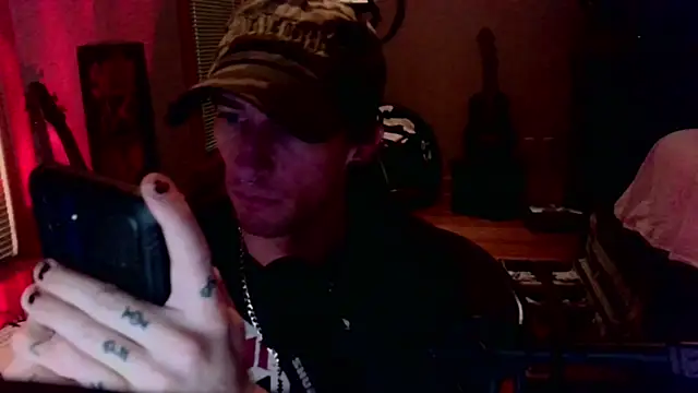 LEVIATHANX666 webcam