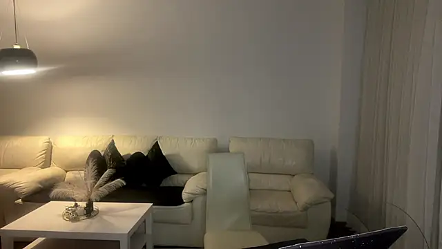 RoxelleSilvara69 webcam