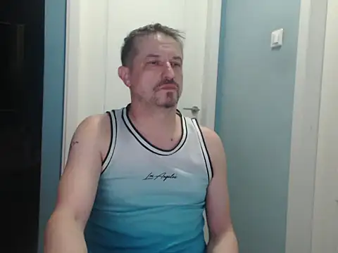 MisterFaithRO webcam