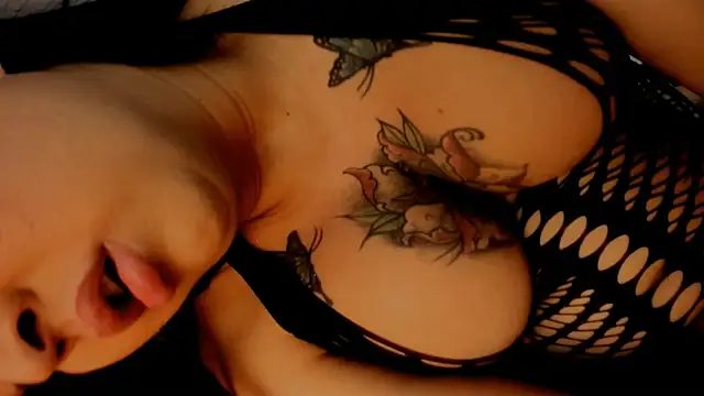 Alexamonstercocktsx webcam