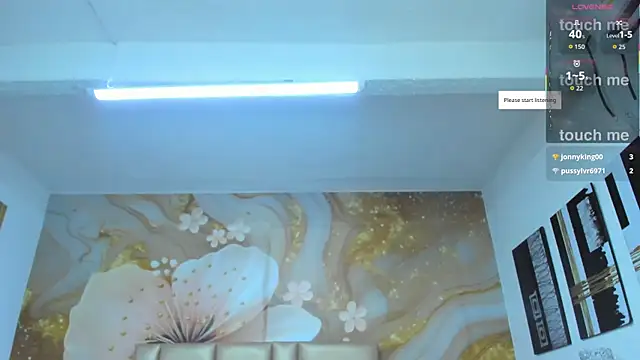 NahomiWalker_ webcam