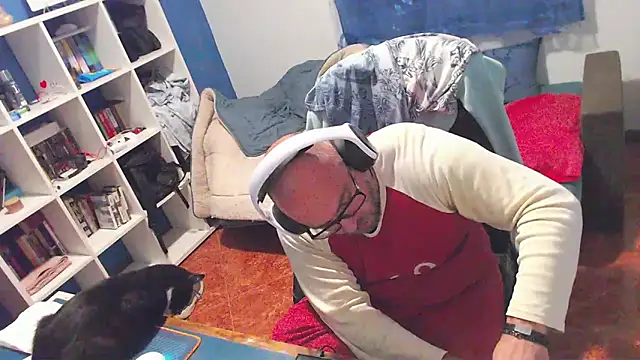 ravingr4d4 (Ask my age) - Cum