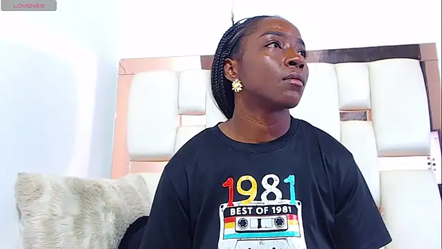 itsvenuss (F young) - sQUIRT SHOW