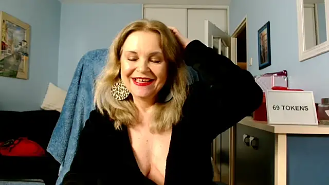 sexyjennyeu (F mature) - Special Box