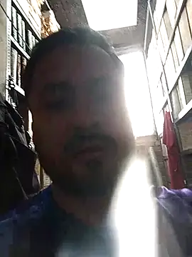 ant1990 (Ask my age) - Enseñar pene masturbar