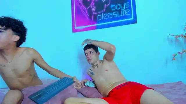 pleasure_boys_hot (G twink) - 🥵Suck Ass🥵