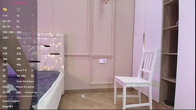 mimi_m00n (F teen) - anal (Im virgin)