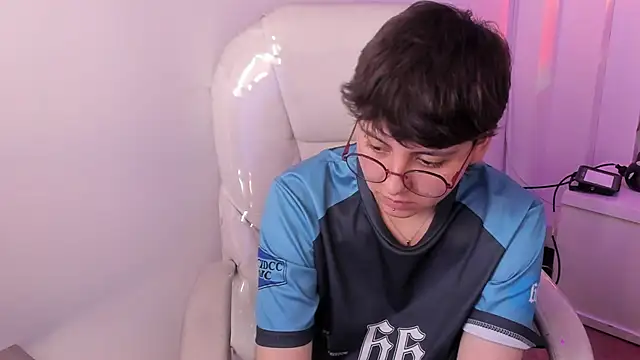 nathaly_ds - Nathaly_ds's free webcam - UK Sex Cams