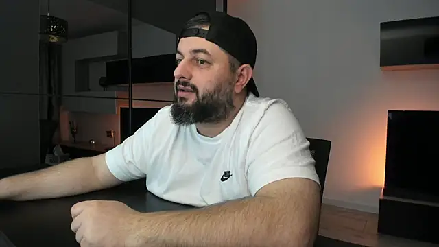 dravenpeak - DravenPeak's free webcam - UK Sex Cams