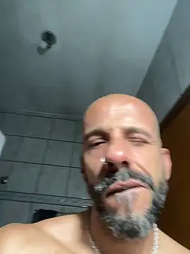 waltinhooliveira (Ask my age) - Tô precisando de grana