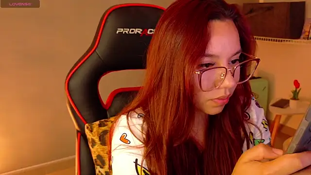 samantha_tattu - Samantha_tattu's free webcam - UK Sex Cams