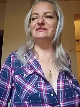 ladytouch (F milf) - 👅Tease me !❤️Love me !🔥Drive me crazy