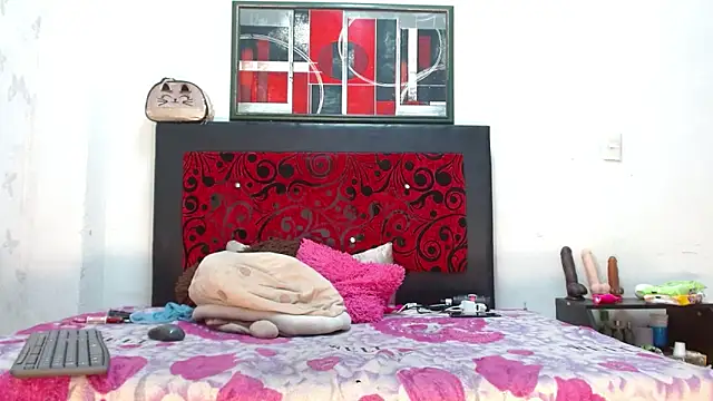 lexistone_ (F young) - rich fuck with dildo