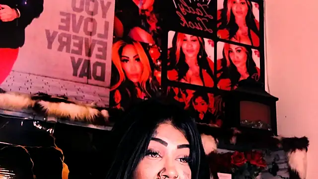 indian_dreamgirl live sex cam