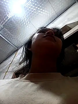 pretty-haert - Pretty-haert's free webcam - UK Sex Cams