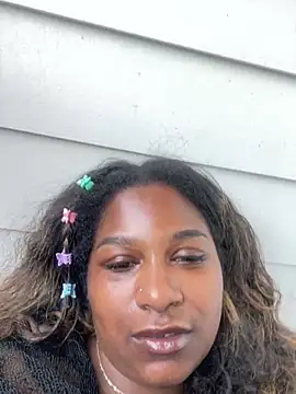 xoxoselenaxoxo - XoxoSELENAxoxo's free webcam - UK Sex Cams