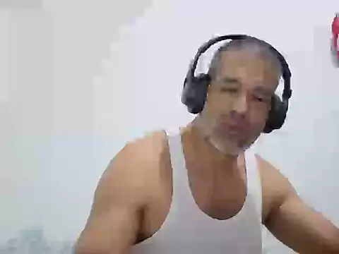 jackbigcock11 webcam