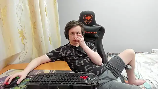 iliaskrislove webcam