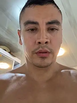 Paul22cm-'s live cam