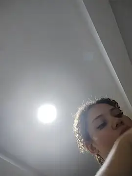 PrettySquirt-PibeV webcam