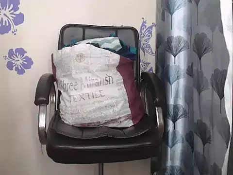 alisharomance webcam