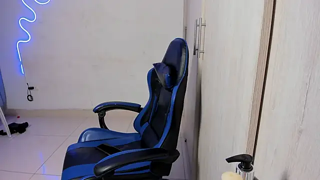 dante_martinez webcam