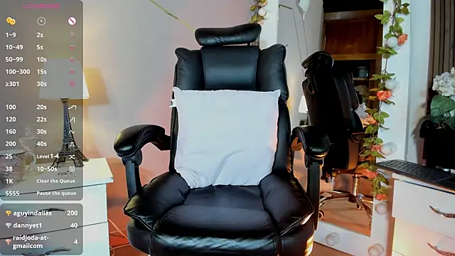 Victoria_Gautherr webcam