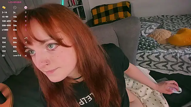 Alice_CutePerv webcam